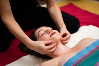 Massage-bien-être visage Massage-bien-être visage
